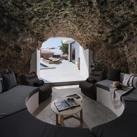 Villa Karat Stone *
